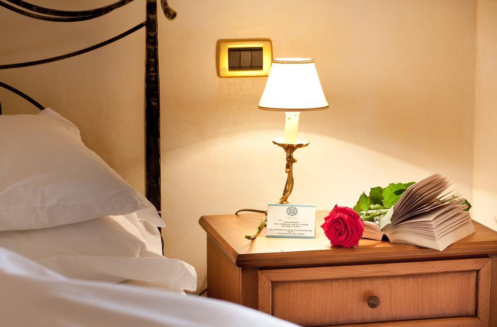 Hotel Villa Torre Antica 아테나루카나 객실 사진