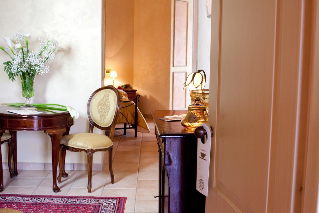 Hotel Villa Torre Antica 아테나루카나 외부 사진