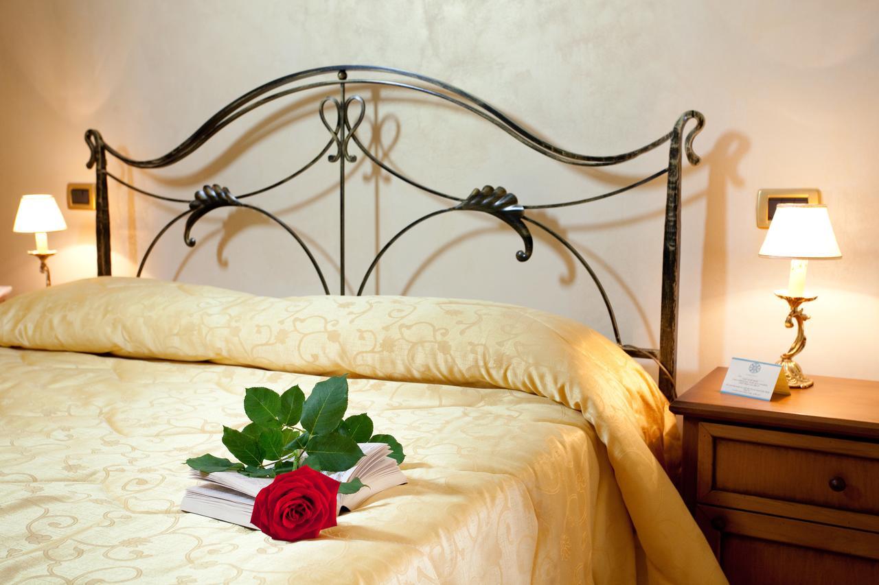Hotel Villa Torre Antica 아테나루카나 외부 사진